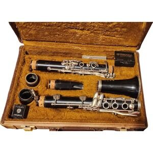 VTG Yamaha YCL-24 Clarinet w/ Case, Cork Grease, & Accessories - Student Model